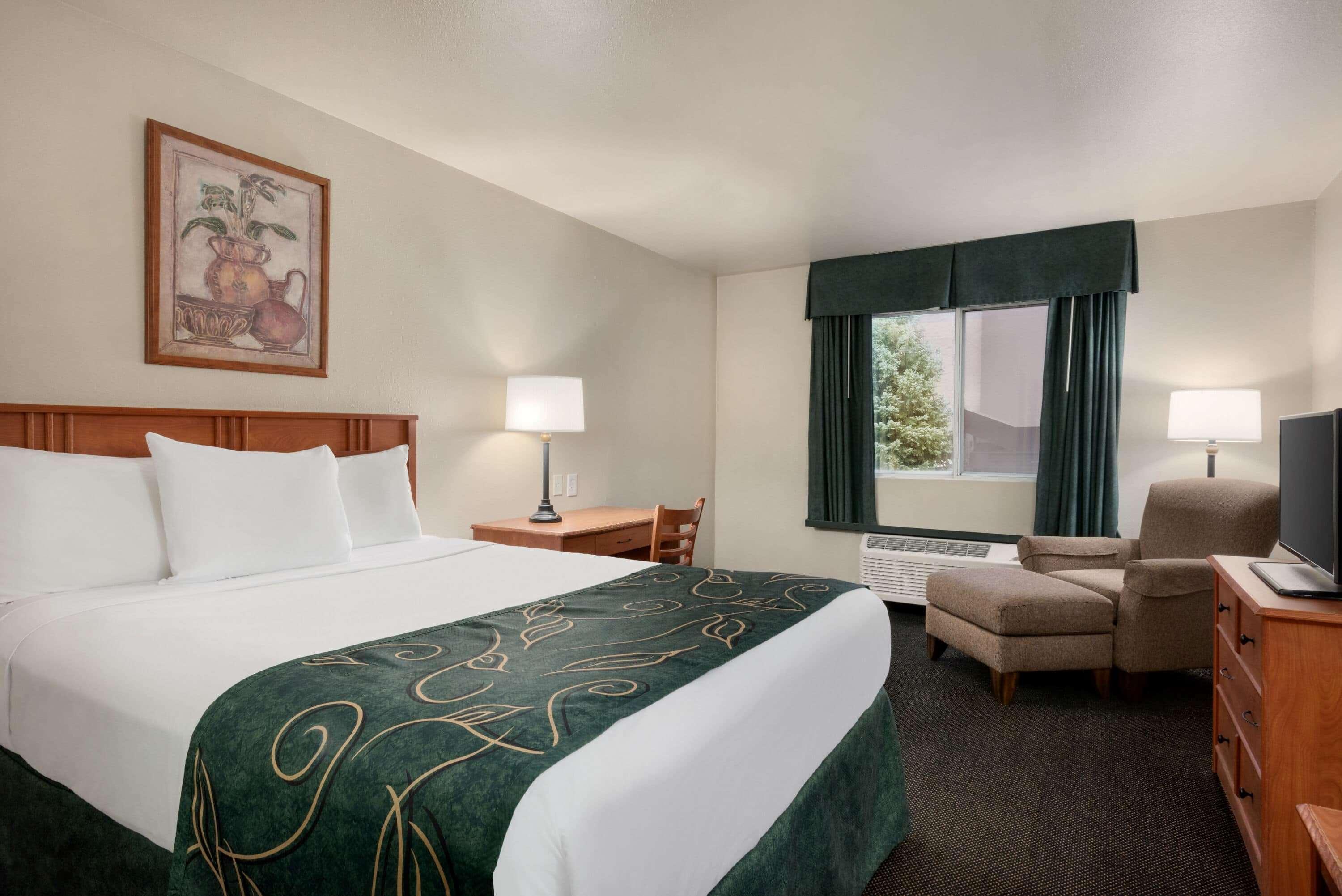 Travelodge By Wyndham Clinton Valley West Court Εξωτερικό φωτογραφία