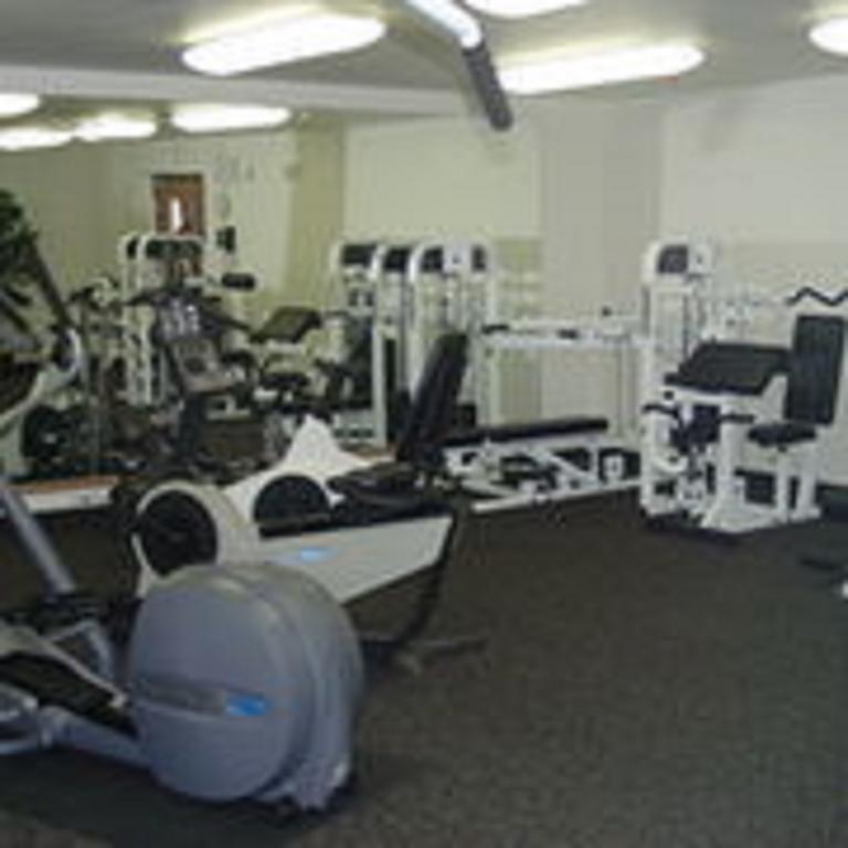 Travelodge By Wyndham Clinton Valley West Court Εξωτερικό φωτογραφία